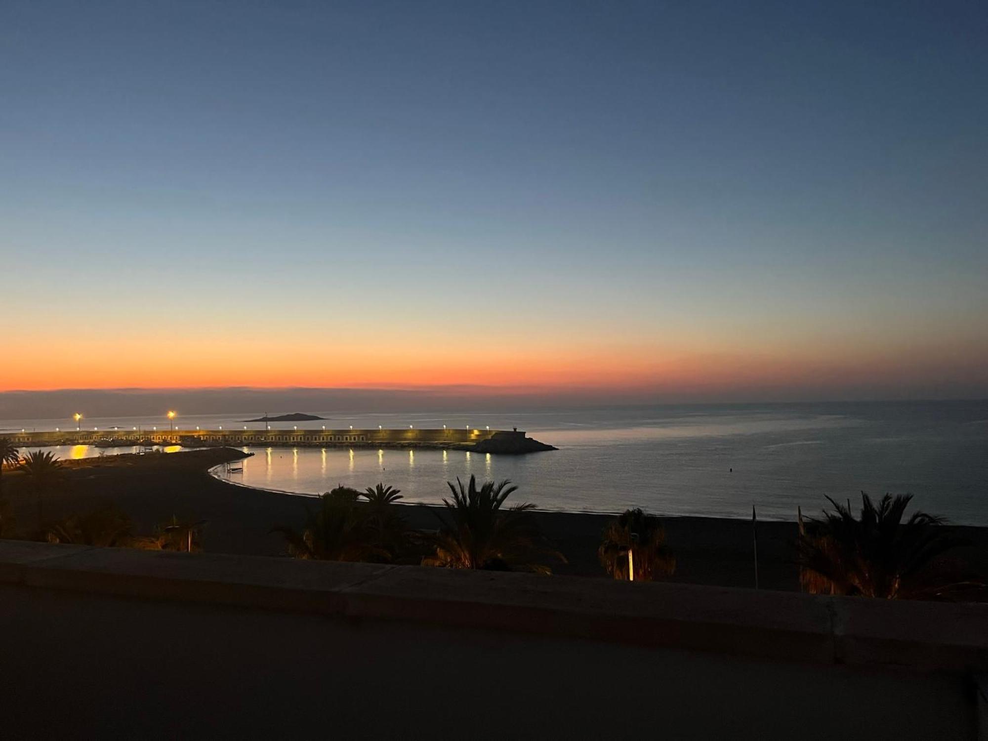 Primera Linea De Playa Apartamento